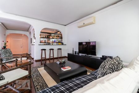 Sala de casa de condomínio à venda com 4 quartos, 340m² em Alphaville, Santana de Parnaíba