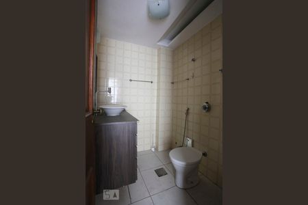 Banheiro Suíte de apartamento à venda com 2 quartos, 110m² em Centro, Niterói