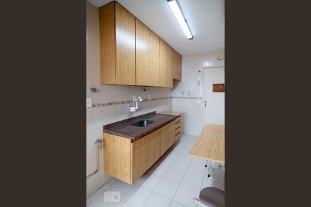 Apartamento à venda com 90m², 2 quartos e 1 vagaCozinha