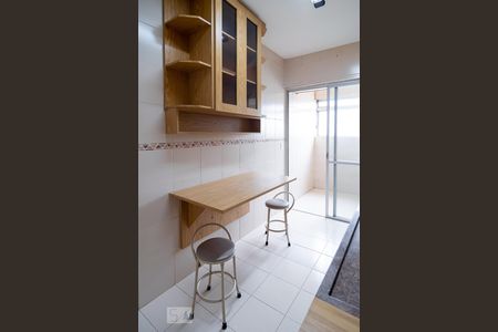 Apartamento à venda com 90m², 2 quartos e 1 vagaCozinha