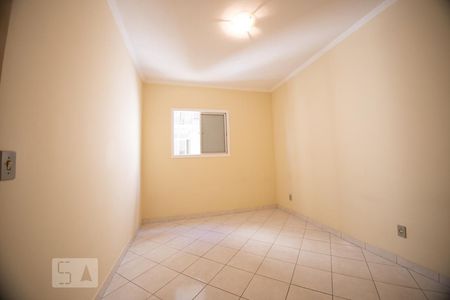 Quarto 2 de apartamento para alugar com 2 quartos, 65m² em Jardim das Bandeiras, Campinas