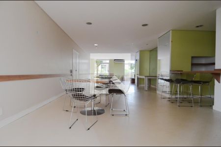 Apartamento à venda com 63m², 3 quartos e 1 vagaÁrea comum - Salão de festas