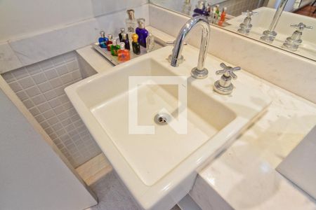 Apartamento à venda com 186m², 3 quartos e 3 vagasBanheiro da Suíte 3