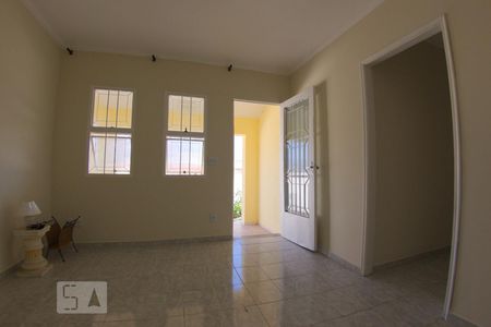 Sala 1 de casa à venda com 4 quartos, 250m² em Vila São Paulo, Jundiaí
