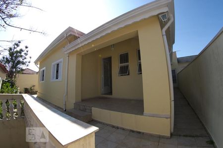 Casa à venda com 250m², 4 quartos e 5 vagasÁrea Externa