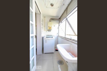 Lavanderia de apartamento para alugar com 2 quartos, 85m² em Petrópolis, Porto Alegre