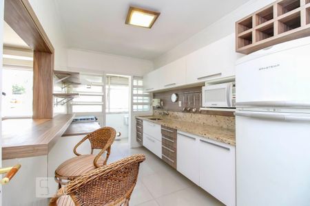 COZINHA de apartamento para alugar com 2 quartos, 85m² em Petrópolis, Porto Alegre