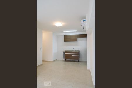 SALA de apartamento para alugar com 2 quartos, 58m² em Parque Peruche, São Paulo