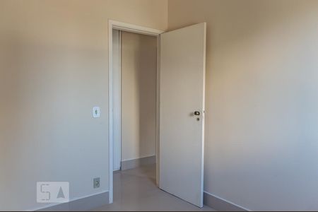 Apartamento para alugar com 97m², 4 quartos e 2 vagas Apartamento para alugar com 97m², 4 quartos e 2 vagasQuarto 2