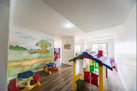 Apartamento para alugar com 97m², 4 quartos e 2 vagas Apartamento para alugar com 97m², 4 quartos e 2 vagasÁrea Comum - Brinquedoteca