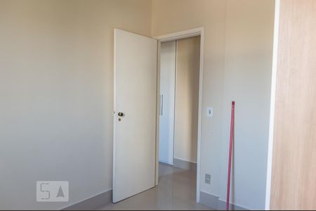 Apartamento para alugar com 97m², 4 quartos e 2 vagas Apartamento para alugar com 97m², 4 quartos e 2 vagasQuarto 3