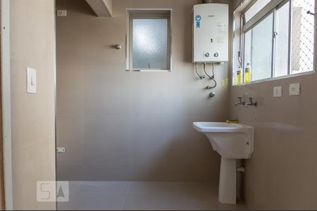 Apartamento para alugar com 97m², 4 quartos e 2 vagas Apartamento para alugar com 97m², 4 quartos e 2 vagasLavanderia