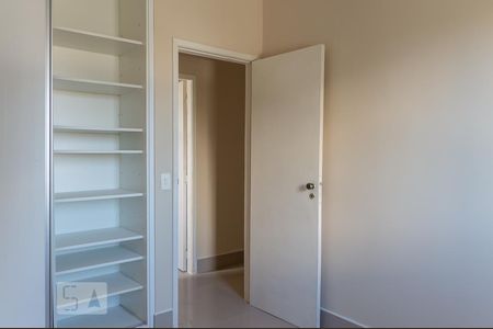 Apartamento para alugar com 97m², 4 quartos e 2 vagas Apartamento para alugar com 97m², 4 quartos e 2 vagasQuarto 1