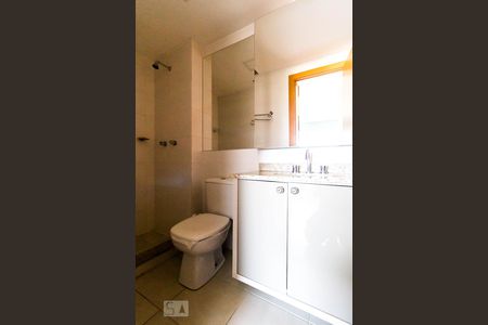 Banheiro 2 de apartamento para alugar com 2 quartos, 61m² em Tristeza, Porto Alegre