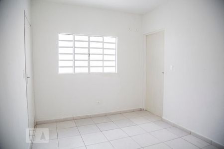 Quarto 1 de casa para alugar com 2 quartos, 50m² em Itaquera, São Paulo