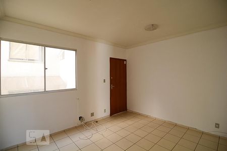 Sala de apartamento à venda com 2 quartos, 60m² em Buritis, Belo Horizonte