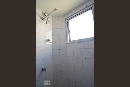 Banheiro social de apartamento à venda com 2 quartos, 60m² em Buritis, Belo Horizonte