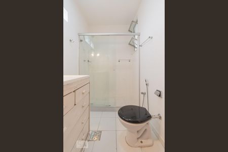 Apartamento à venda com 85m², 2 quartos e sem vagaBanheiro