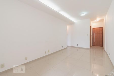 Apartamento à venda com 85m², 2 quartos e sem vagaSala