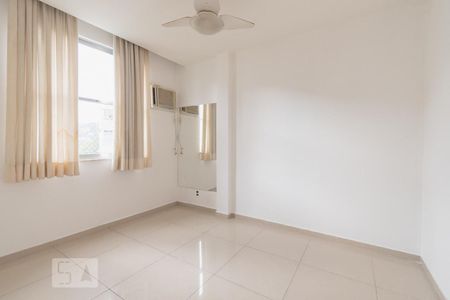 Apartamento à venda com 85m², 2 quartos e sem vagaQuarto 1