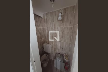 Apartamento para alugar com 66m², 2 quartos e 1 vaga Apartamento para alugar com 66m², 2 quartos e 1 vagaBanheiro de serviço