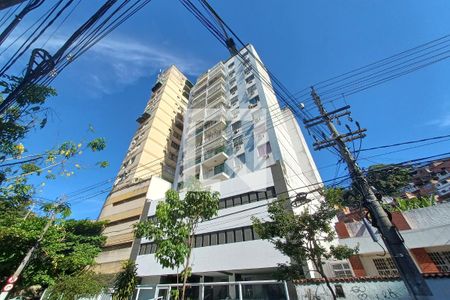 Apartamento para alugar com 66m², 2 quartos e 1 vaga Apartamento para alugar com 66m², 2 quartos e 1 vagaFachada