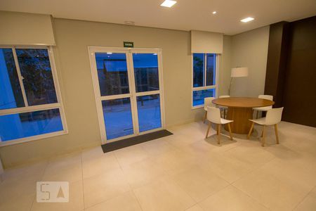 Apartamento para alugar com 33m², 1 quarto e sem vaga Apartamento para alugar com 33m², 1 quarto e sem vagaHall Social