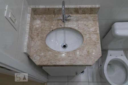 Detalhe do banheiro da suíte de apartamento à venda com 2 quartos, 62m² em Campanário, Diadema