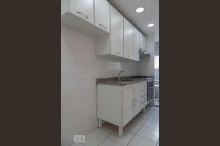 Apartamento à venda com 62m², 2 quartos e 1 vaga Apartamento à venda com 62m², 2 quartos e 1 vagaCozinha