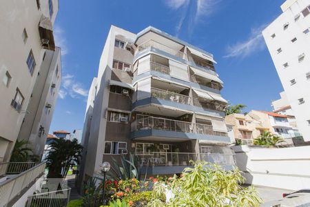 Apartamento para alugar com 82m², 3 quartos e 1 vaga Apartamento para alugar com 82m², 3 quartos e 1 vagaFachada