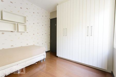 Quarto 2 de apartamento para alugar com 2 quartos, 71m² em Bela Vista, Porto Alegre