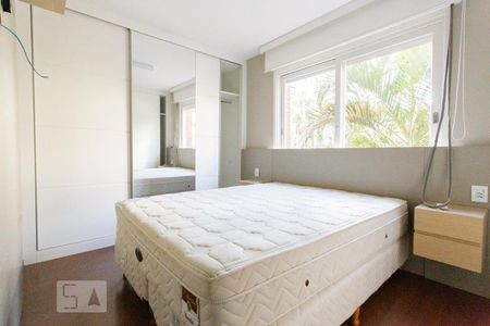 Quarto 1 de apartamento para alugar com 2 quartos, 71m² em Bela Vista, Porto Alegre