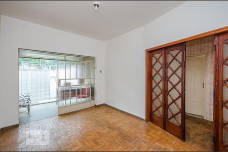 Sala de casa para alugar com 3 quartos, 110m² em Salgado Filho, Belo Horizonte