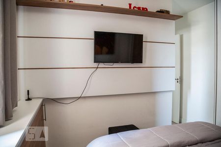 Suíte de apartamento para alugar com 2 quartos, 56m² em Vila Ema, São Paulo