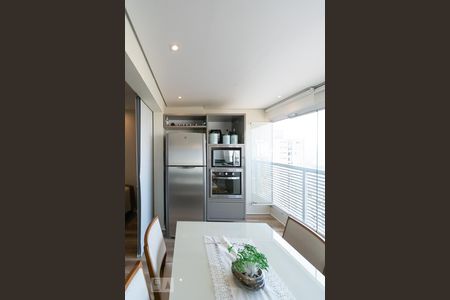 Varanda de kitnet/studio à venda com 1 quarto, 41m² em Brooklin Paulista, São Paulo