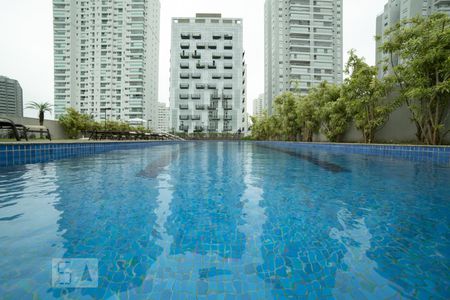 Studio para alugar com 31m², 1 quarto e 1 vagaPiscina