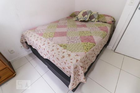 Casa de condomínio à venda com 100m², 3 quartos e 1 vagaQuarto 2