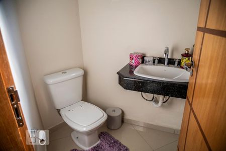 Casa para alugar com 555m², 5 quartos e 7 vagas Casa para alugar com 555m², 5 quartos e 7 vagasLavabo 1