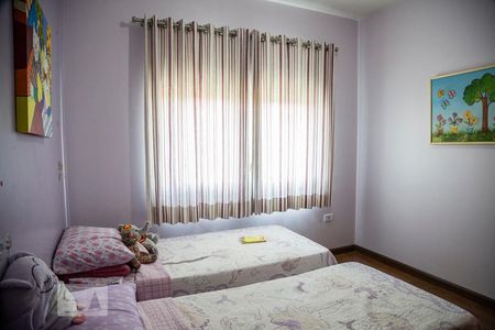 Quarto 2 de casa para alugar com 5 quartos, 555m² em Vila Paranaguá, São Paulo
