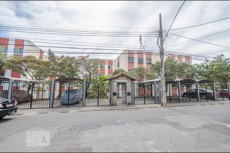 Apartamento para alugar com 70m², 3 quartos e 1 vaga Apartamento para alugar com 70m², 3 quartos e 1 vagaFachada