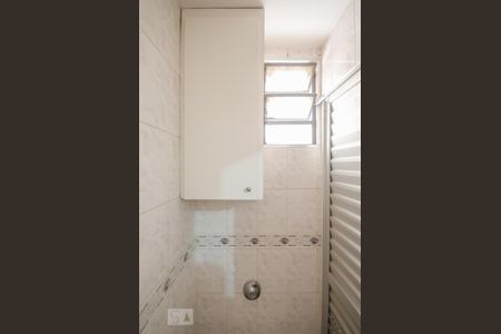 Apartamento para alugar com 70m², 3 quartos e 1 vaga Apartamento para alugar com 70m², 3 quartos e 1 vagaBanheiro de Serviço