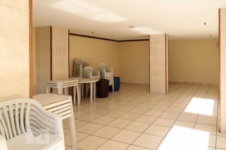 Apartamento para alugar com 100m², 4 quartos e 1 vaga Apartamento para alugar com 100m², 4 quartos e 1 vagaSalão de Festas