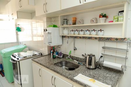Apartamento para alugar com 100m², 4 quartos e 1 vaga Apartamento para alugar com 100m², 4 quartos e 1 vagaCozinha