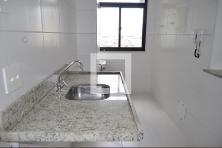 Cozinha de apartamento para alugar com 1 quarto, 42m² em Cachambi, Rio de Janeiro