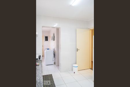 Apartamento à venda com 130m², 3 quartos e 2 vagas Apartamento à venda com 130m², 3 quartos e 2 vagasCOZINHA