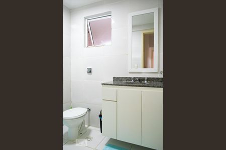 Apartamento à venda com 130m², 3 quartos e 2 vagas Apartamento à venda com 130m², 3 quartos e 2 vagasBANHEIRO