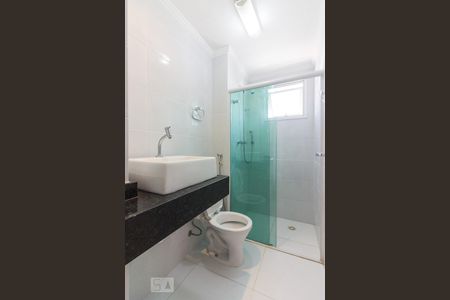 Banheiro de apartamento à venda com 2 quartos, 60m² em Vila Dom Pedro Ii, São Paulo