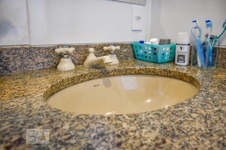 Apartamento à venda com 40m², 1 quarto e 1 vagaBanheiro