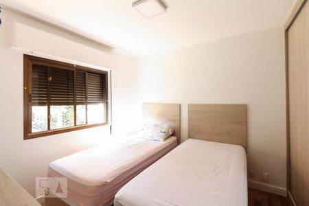 Apartamento à venda com 159m², 4 quartos e 2 vagas Apartamento à venda com 159m², 4 quartos e 2 vagasQuarto 2