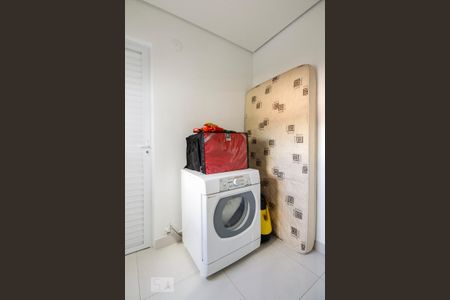 Apartamento à venda com 159m², 4 quartos e 2 vagas Apartamento à venda com 159m², 4 quartos e 2 vagasQuarto de serviço